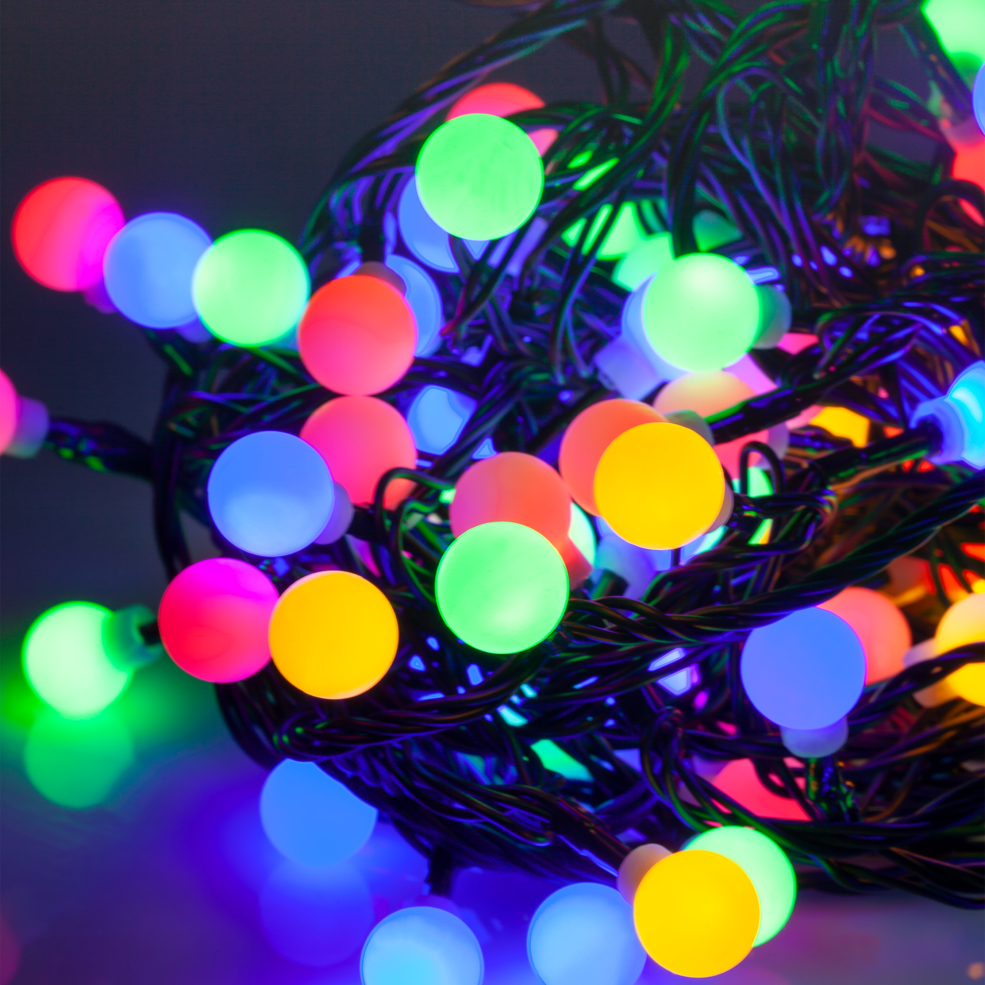 lampki-choinkowe-led-rebel-zewnetrzne-10m-rgb-ze-zmiane-trybu-swiecenia-f456a83cf497445696424f24f0ef2d4c-3e705d2a LED osvetlenie vianočného stromčeka Rebel outdoor 10m, RGB s meniteľným režimom svietenia – Obrázok 1