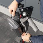 Vodotesná taška na kolobežku REBEL – Obrázok 6
