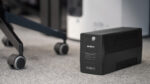 Počítačový núdzový zdroj UPS REBEL model Nanopower 1000 (offline, 1000VA / 600W, 230 V, 50Hz) – Obrázok 7